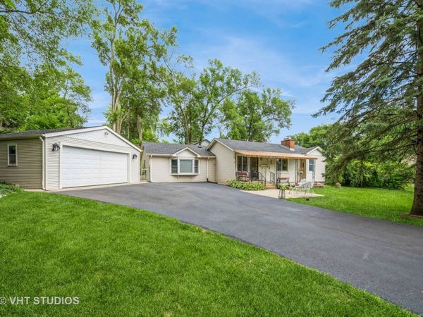 6206 Hilly Way, Cary, IL 60013
