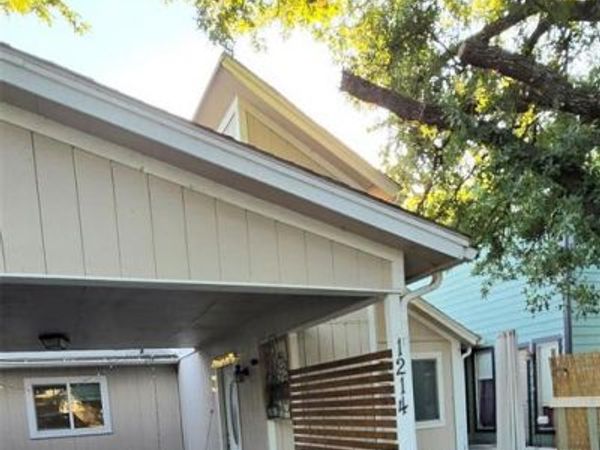 1214 Elm Court, Runaway Bay, TX 76426