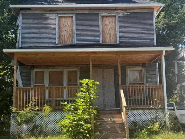 192 W Grand, Highland Park, Mi 48203