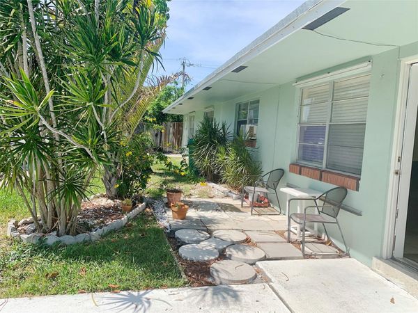 511 SE 2nd Avenue, Unit South, Dania Beach, FL 33004