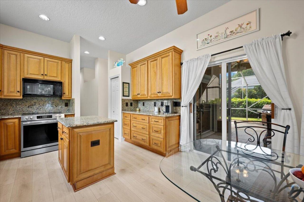 21 Grand Bay Circle, Juno Beach, FL 33408 Photo