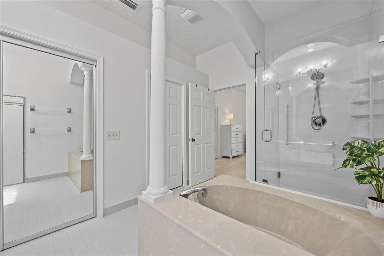 21 Grand Bay Circle, Juno Beach, FL 33408 Photo