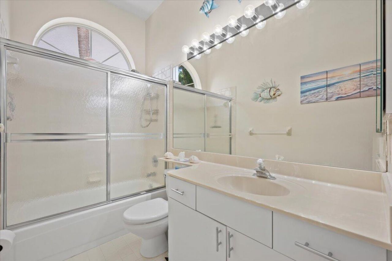 21 Grand Bay Circle, Juno Beach, FL 33408 Photo