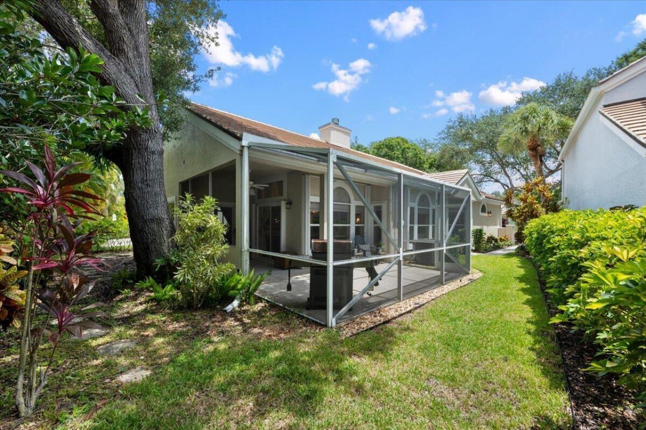 21 Grand Bay Circle, Juno Beach, FL 33408 Photo