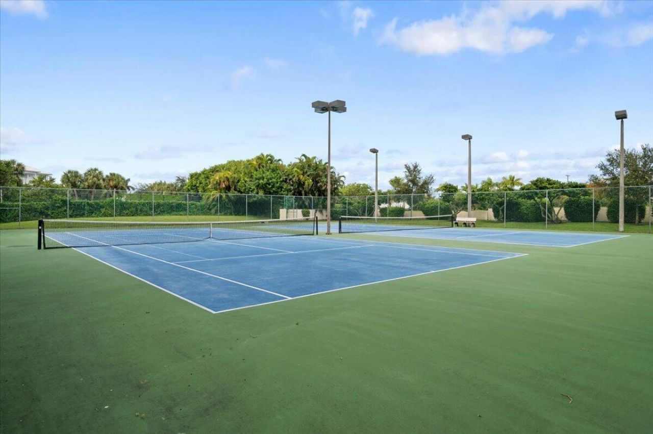 21 Grand Bay Circle, Juno Beach, FL 33408 Photo