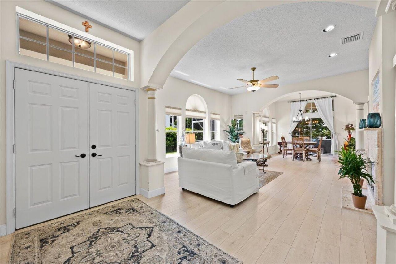 21 Grand Bay Circle, Juno Beach, FL 33408 Photo