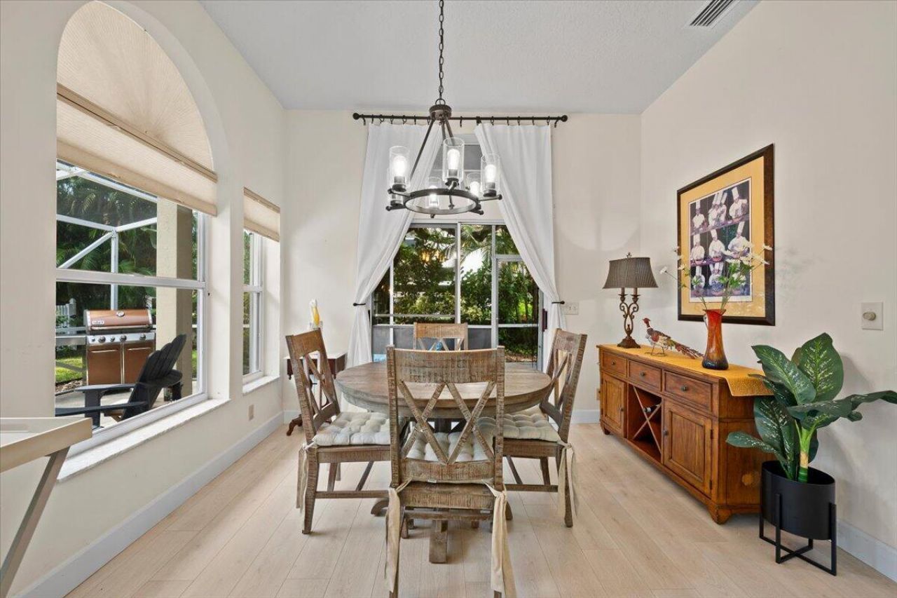 21 Grand Bay Circle, Juno Beach, FL 33408 Photo