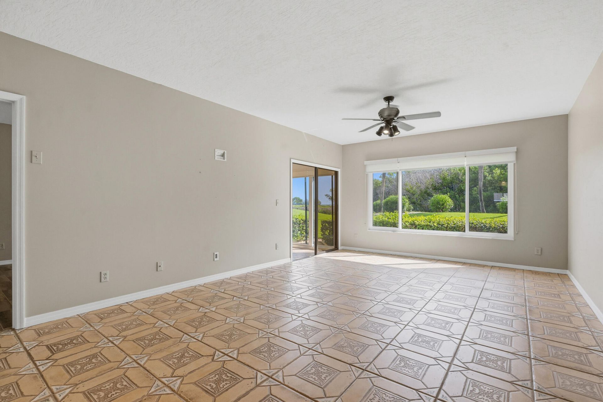 6165 S Mirror Lake Drive, Unit 106, Sebastian, FL 32958 Photo