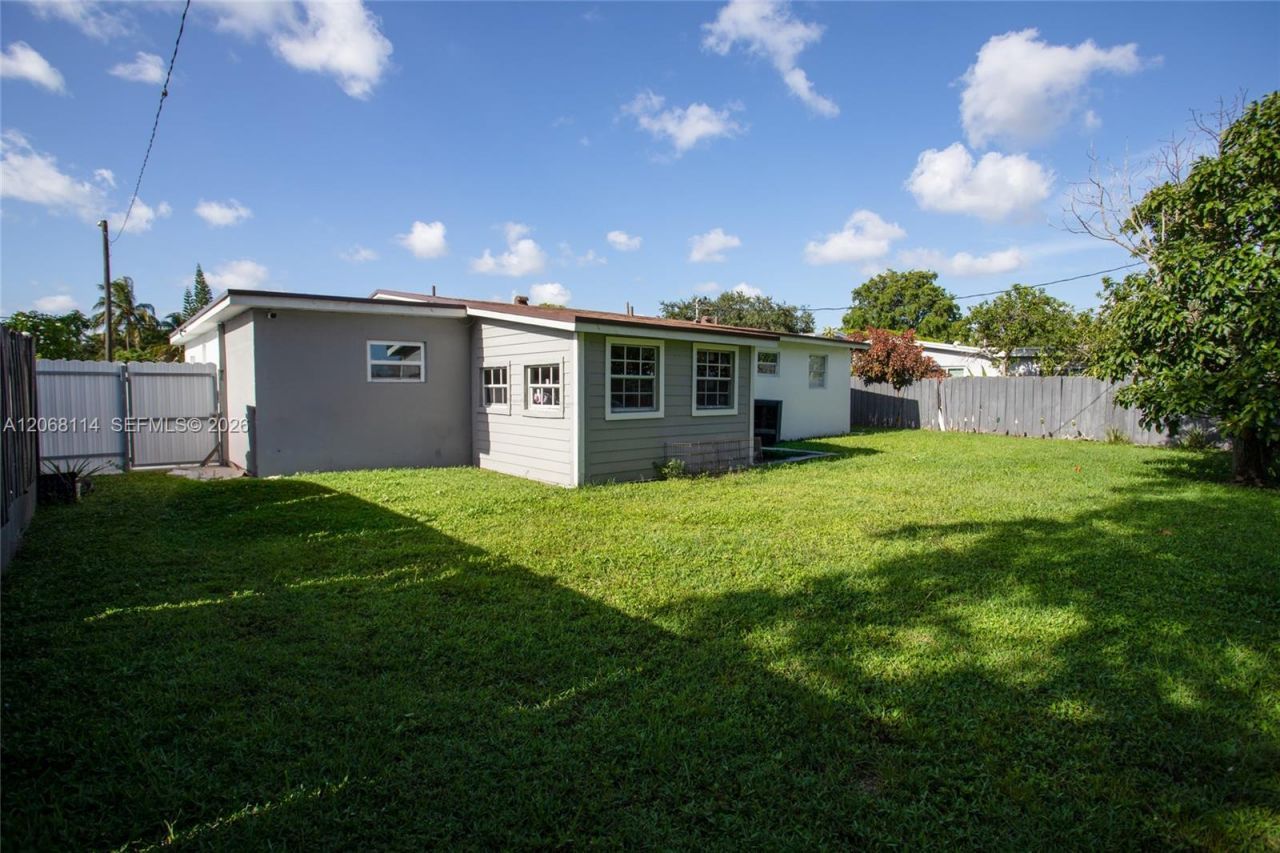 6930 Fillmore St, Hollywood, FL 33024 Photo