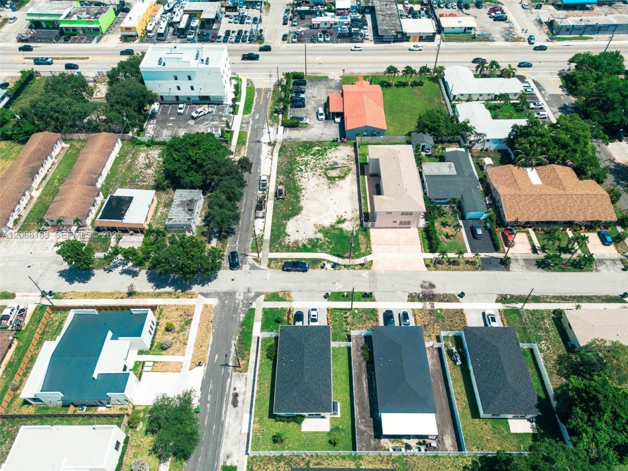1000 NW 4 Ave , Hallandale Beach, FL 33009 Photo