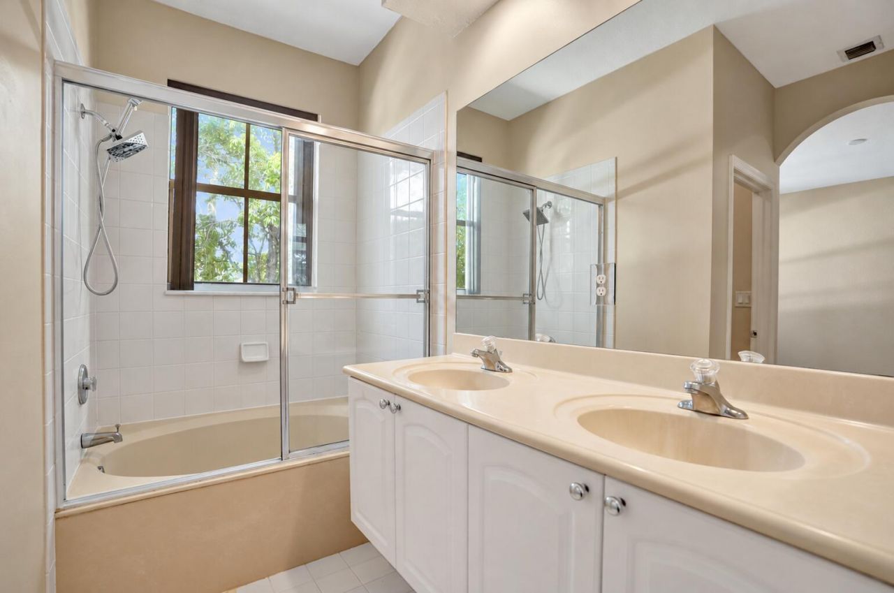 3373 Merrick Lane, Unit 705, Margate, FL 33063 Photo