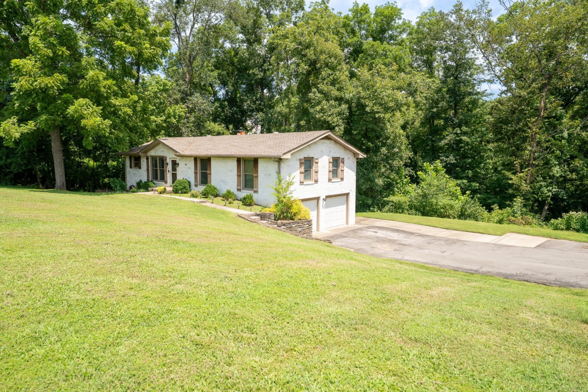 980 Vanderbilt Rd , Mount Juliet, TN 37122 Main Photo