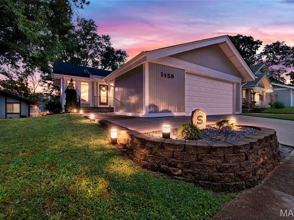 1459 Pine Row Court, St Louis, MO 63146