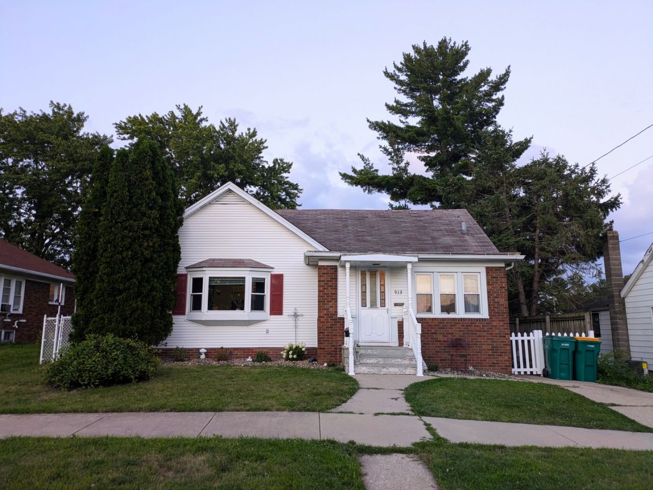 919 Johnson Street, Streator, IL 61364 Main Photo