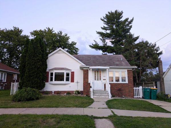 919 Johnson Street , Streator, IL 61364