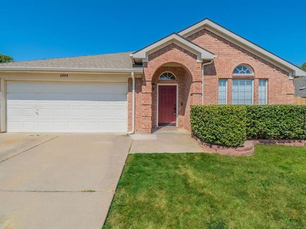 6004 Summerfield, Arlington, TX 76018