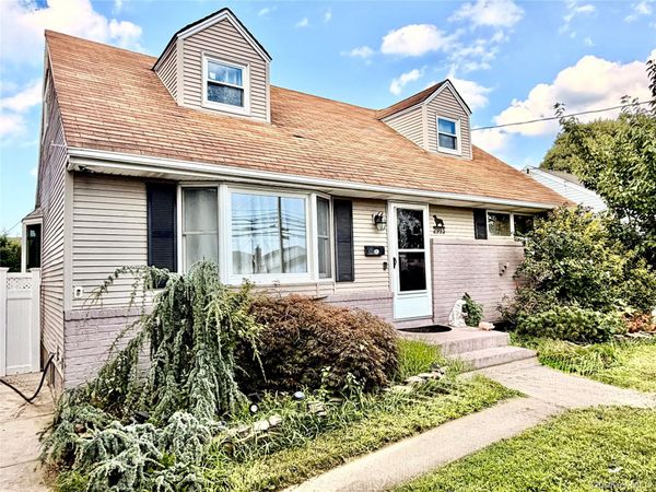 2993 Brower Avenue , Oceanside, NY 11572