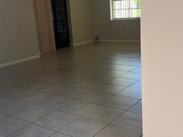 3665 NW 94TH Avenue, Unit 3J, Sunrise, FL 33351