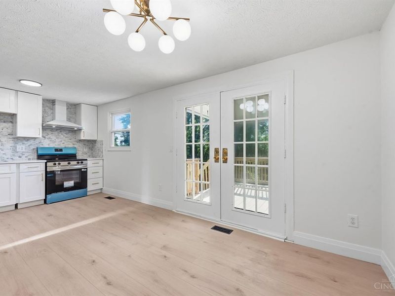 1403 Kingsbury Drive, Forest Park, OH 45240 Photo 12