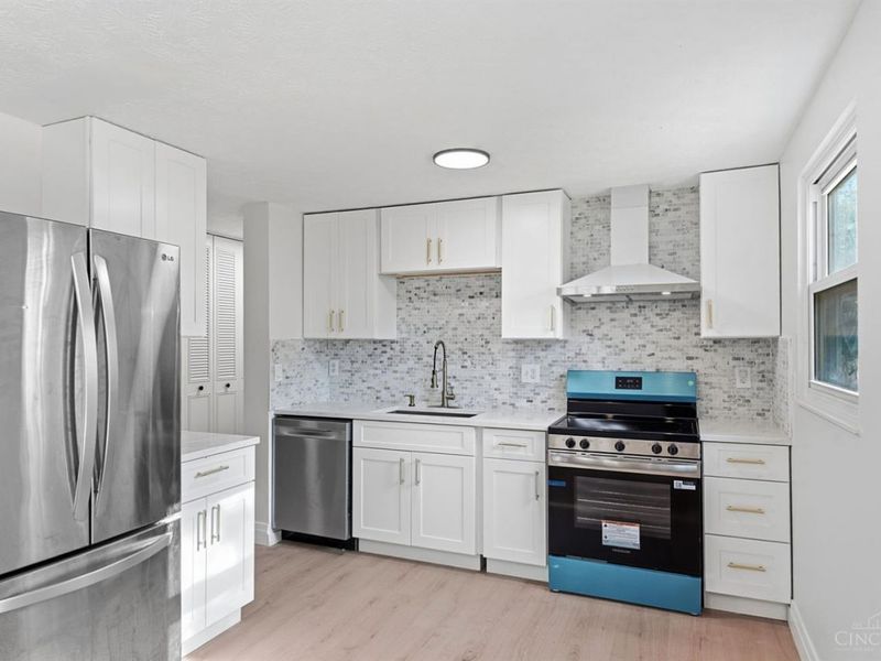 1403 Kingsbury Drive, Forest Park, OH 45240 Photo 15