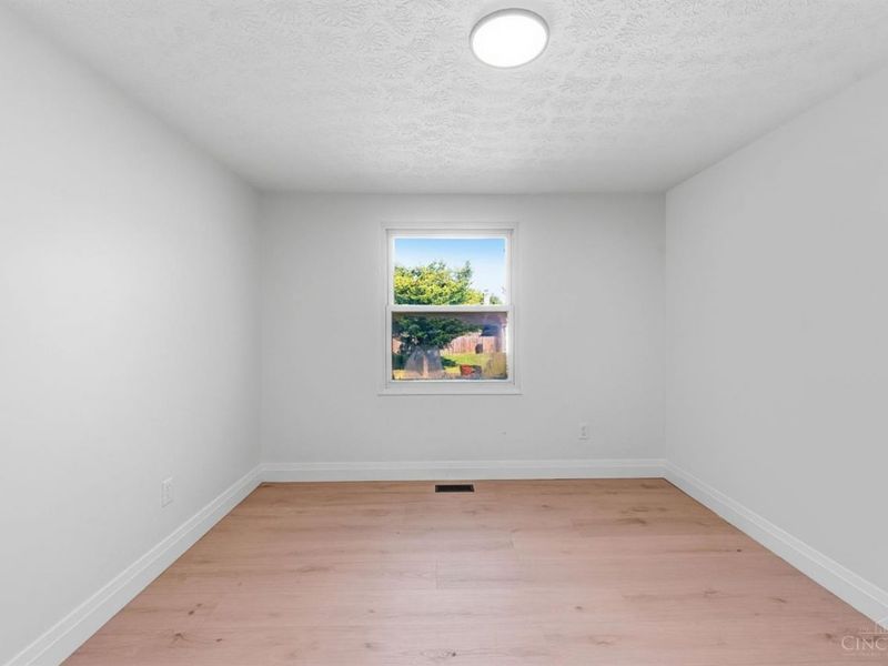 1403 Kingsbury Drive, Forest Park, OH 45240 Photo 20