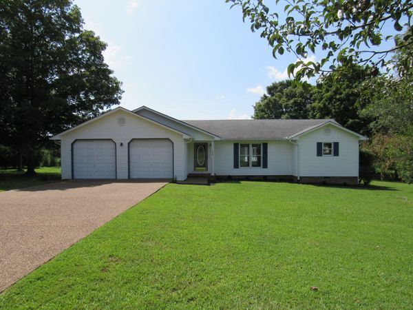 548 Cooper Dr , McMinnville, TN 37110