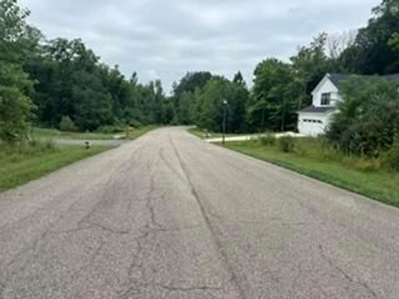 1876 Bent Creek Drive N, Lancaster, OH 43130 Photo 4