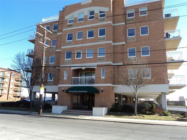 780 W Broadway , Unit 2D, Long Beach, NY 11561