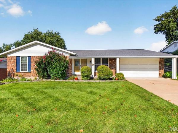 14649 Baratton Drive , Florissant, MO 63034