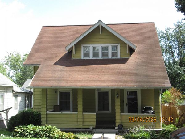 1002 Locust Street, Atlantic, IA 50022