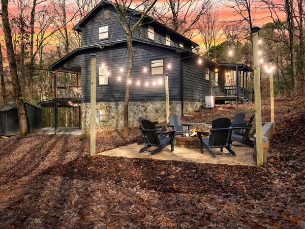 136 Fox Run Drive, Blue Ridge, GA 30513