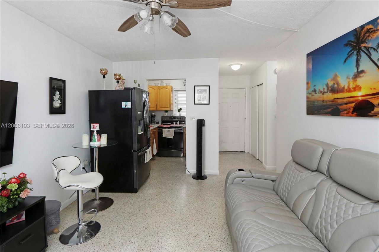3191 SW 23rd St , Miami, FL 33145 Photo