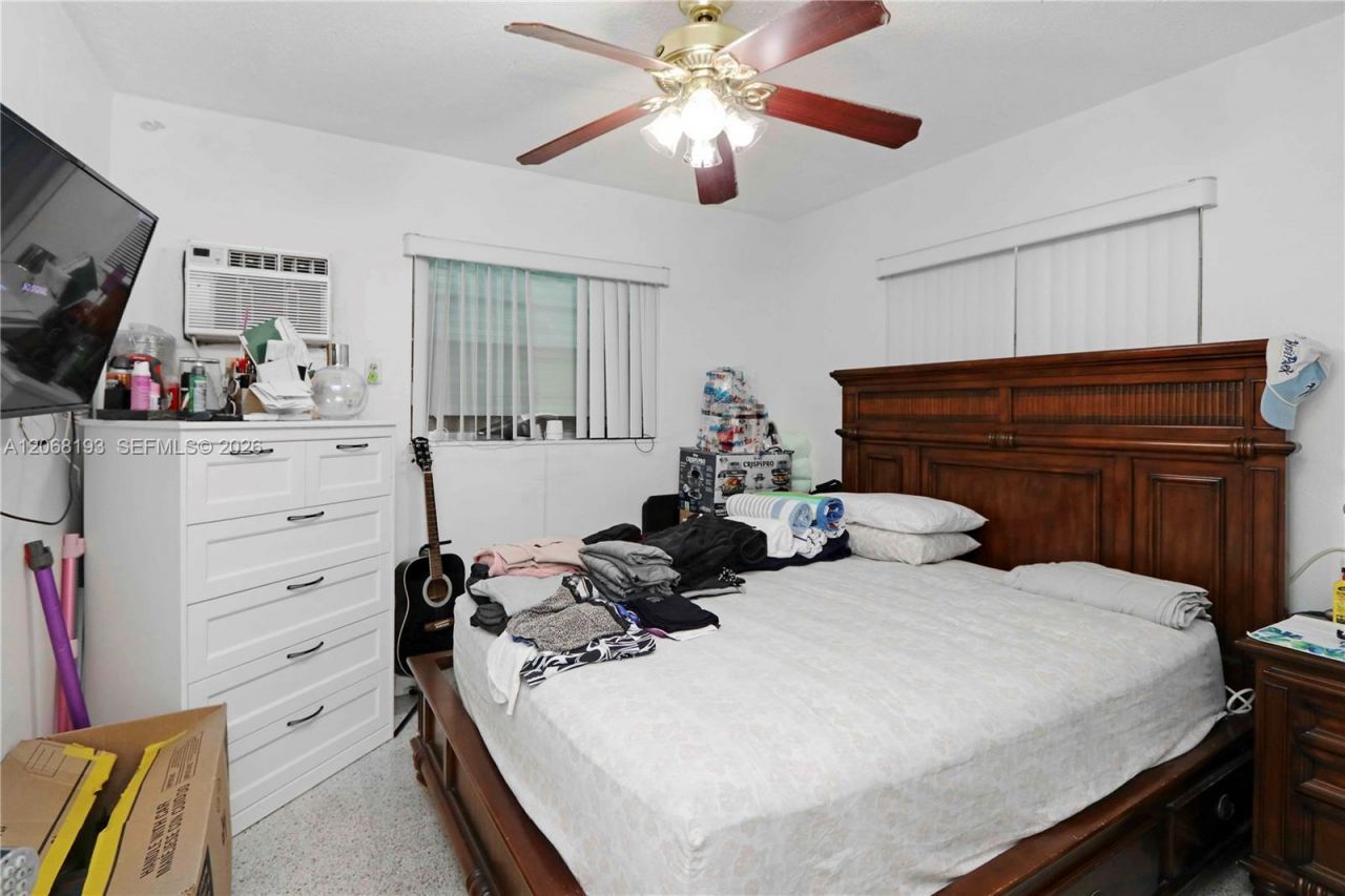 3191 SW 23rd St , Miami, FL 33145 Photo