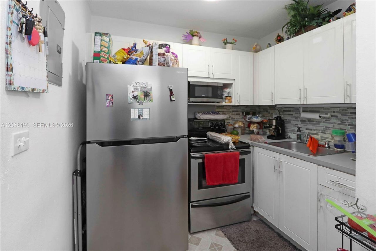 3191 SW 23rd St , Miami, FL 33145 Photo