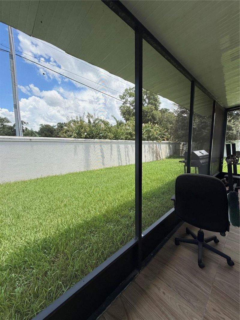 422 Westchester Hills Lane, Valrico, FL 33594 Photo