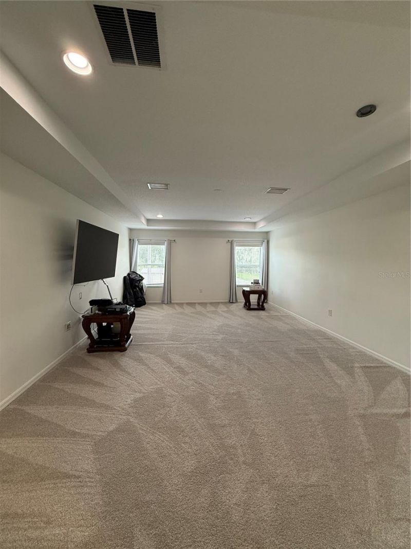 422 Westchester Hills Lane, Valrico, FL 33594 Photo