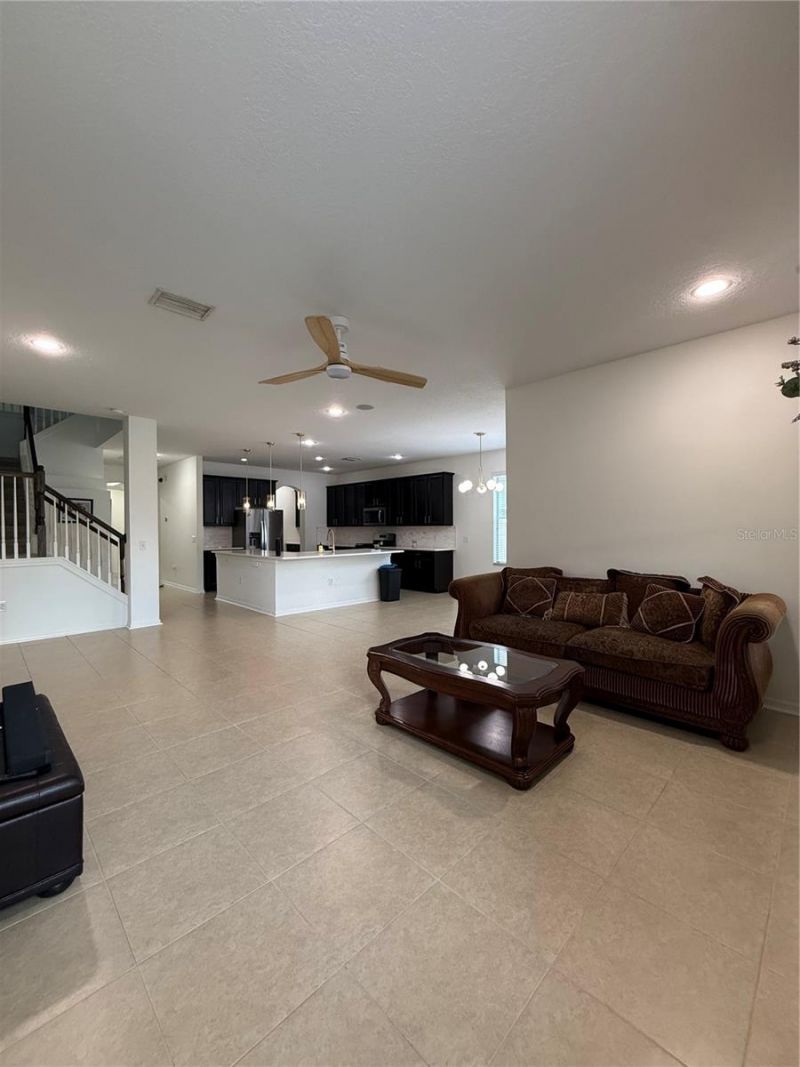 422 Westchester Hills Lane, Valrico, FL 33594 Photo