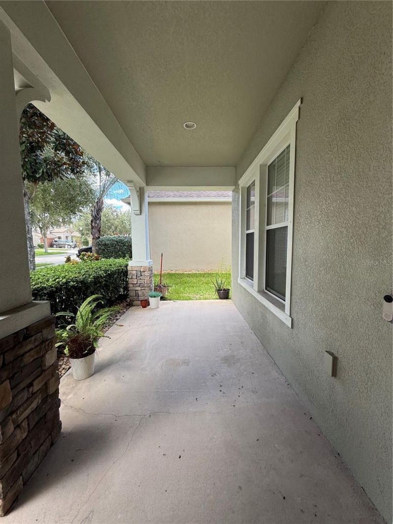 422 Westchester Hills Lane, Valrico, FL 33594 Photo