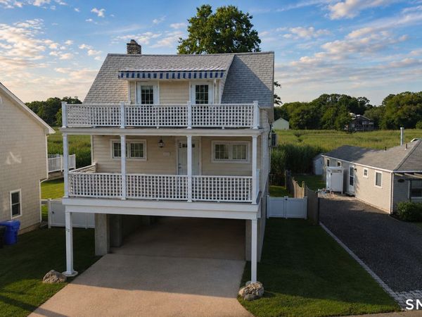 12 Grove , Clinton, CT 06413