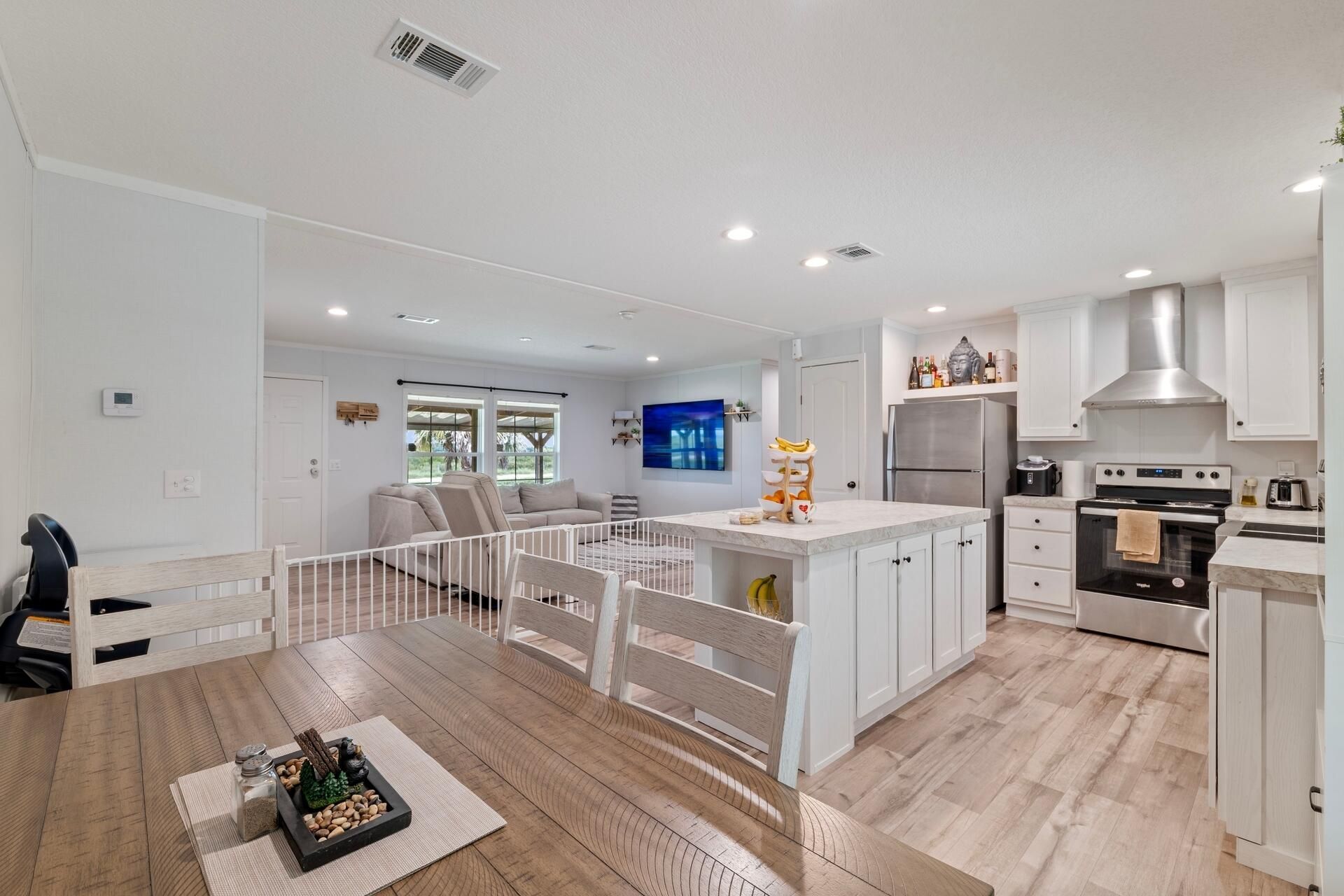 22382 NW 286th Street, Okeechobee, FL 34972 Photo