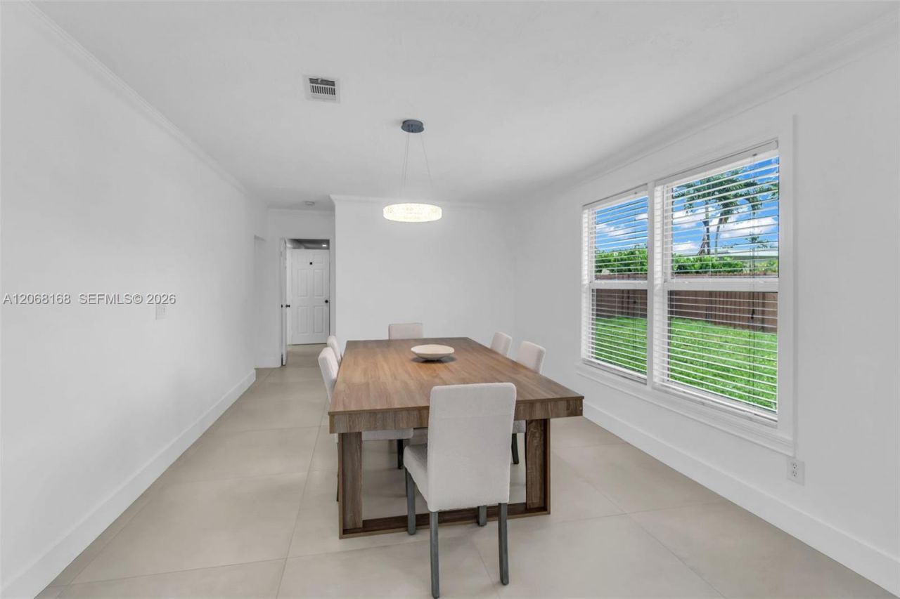 1524 NE 14th Ter , Fort Lauderdale, FL 33304 Photo