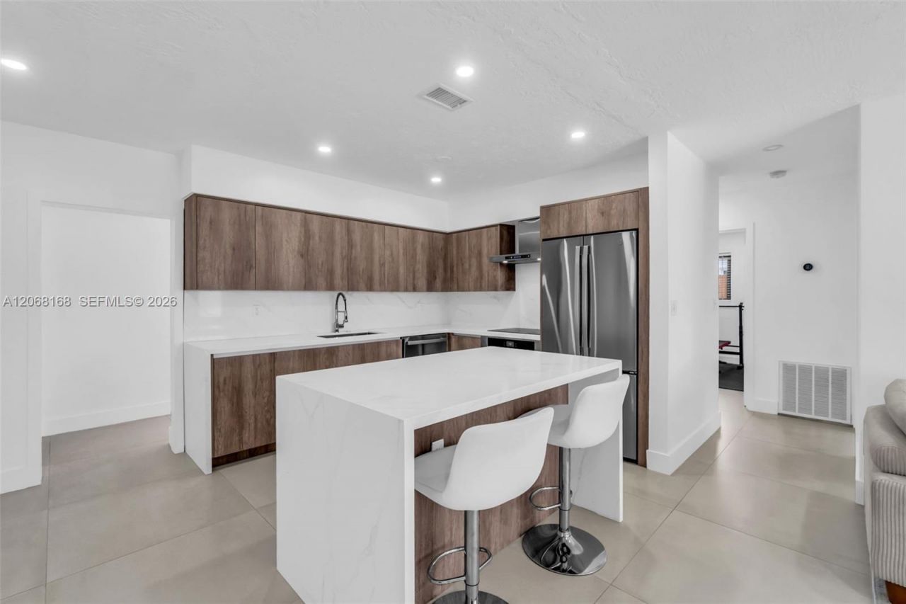 1524 NE 14th Ter , Fort Lauderdale, FL 33304 Photo