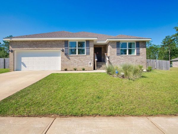 6537 Torrey Pines, Laurel Hill, FL 32567