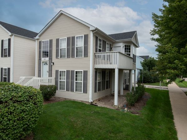 867 Symphony Drive , Aurora, IL 60504