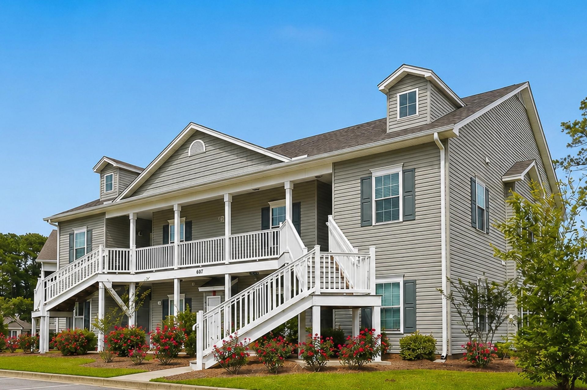 647 Sunnyside Dr., Unit 202, Murrells Inlet, SC 29576 Main Photo