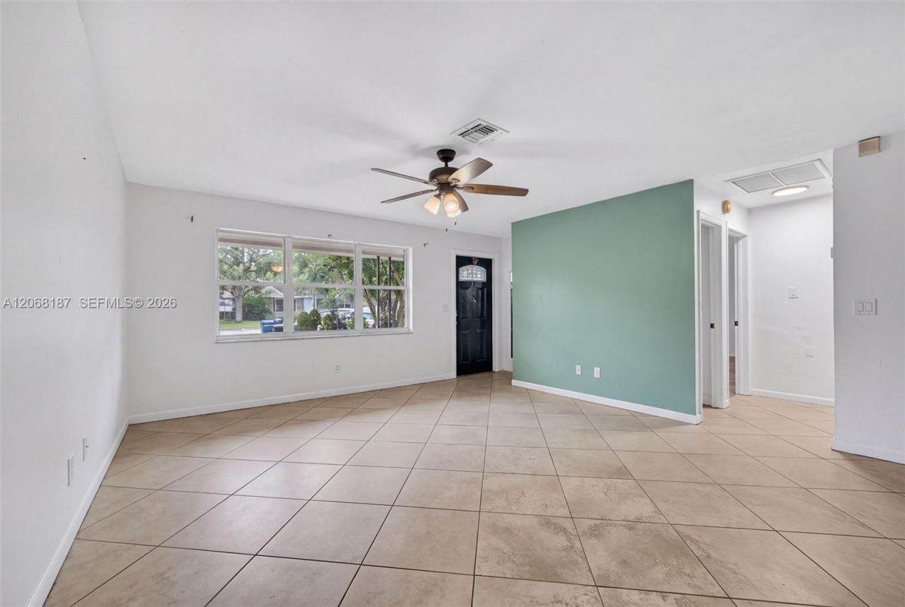 9452 SW 52nd Ct, Cooper City, FL 33328 Photo