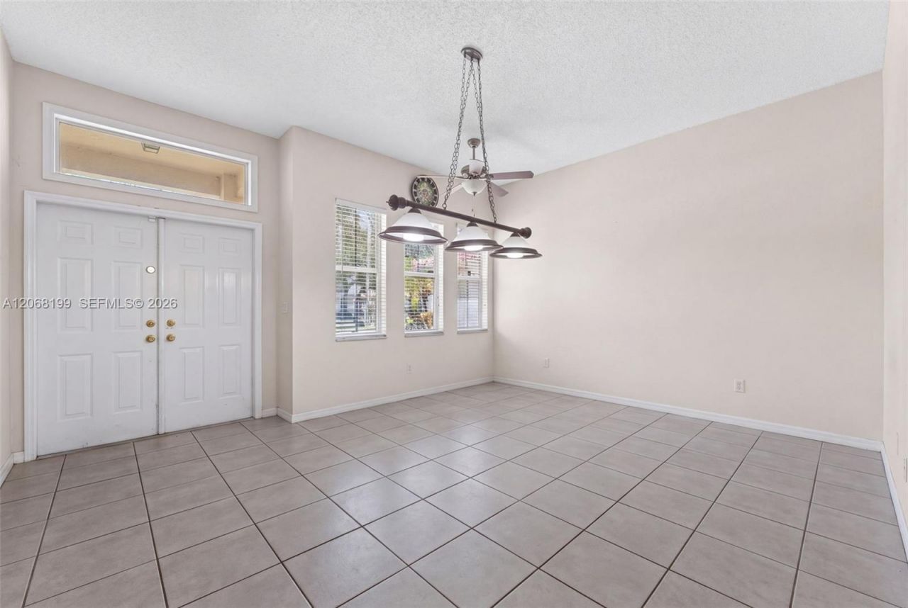 13976 S Cypress Cove Cir, Davie, FL 33325 Photo