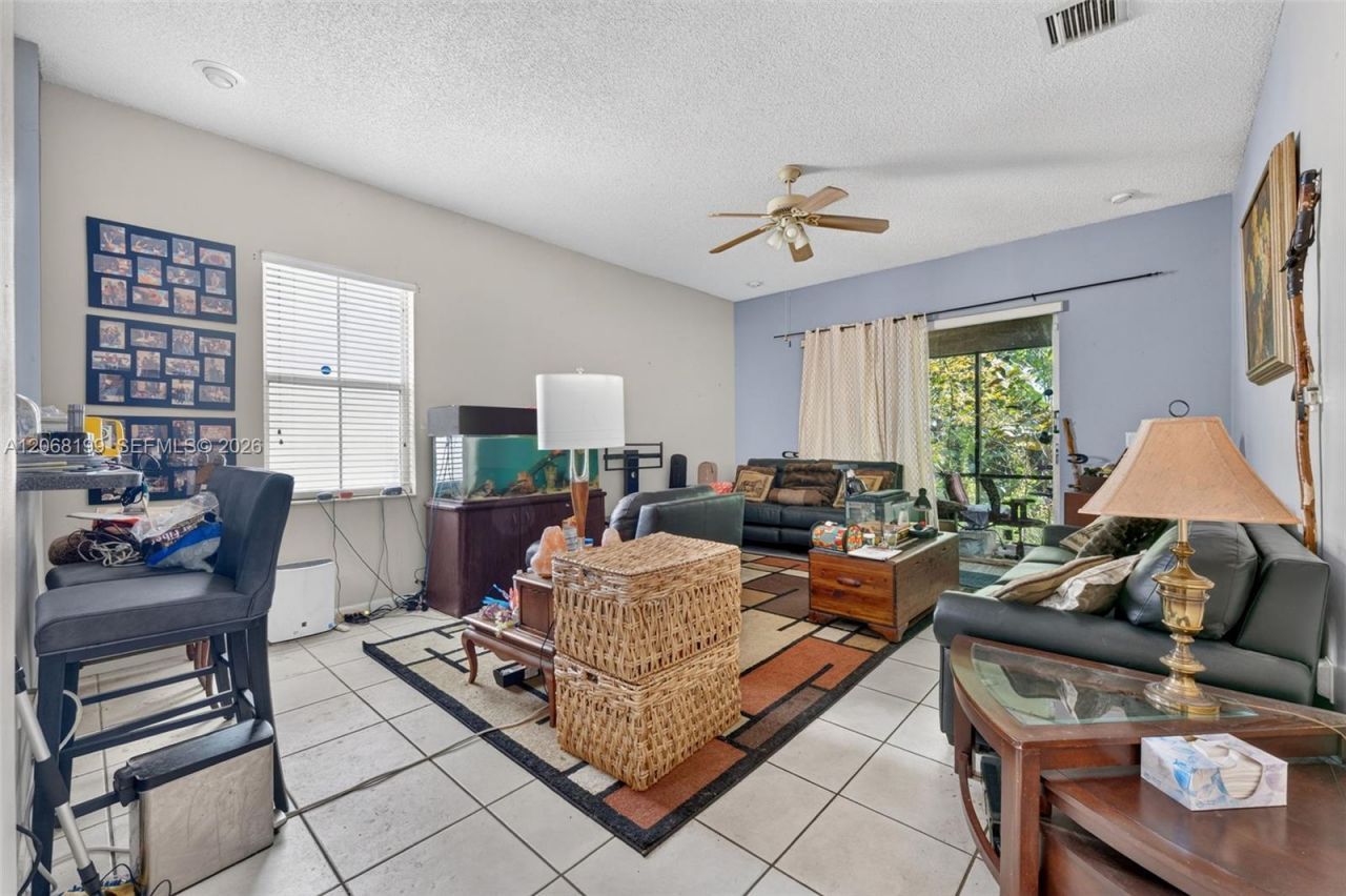 13976 S Cypress Cove Cir, Davie, FL 33325 Photo