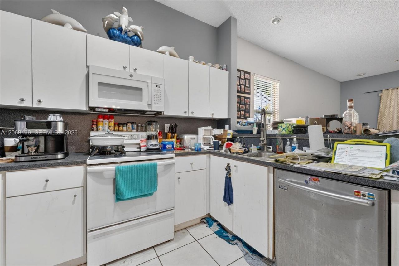 13976 S Cypress Cove Cir, Davie, FL 33325 Photo