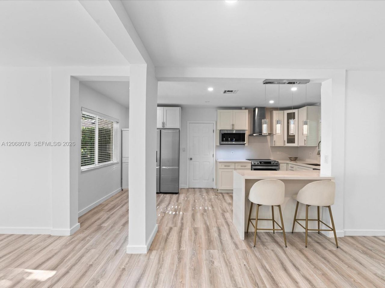 5406 S Le Jeune Rd , Coral Gables, FL 33146 Photo